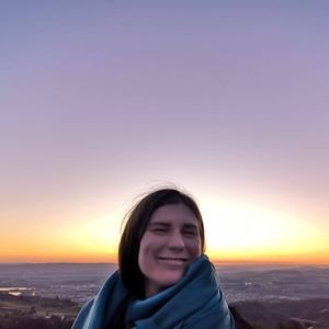 Meet your Posher, Hannah